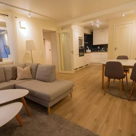 Paul's Place Apartment